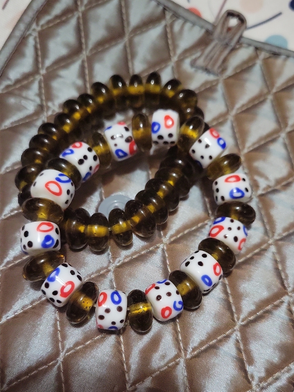 Soft Surroundings Olive Brown and White Beaded Congo Stretch Bracelet 2pc Set